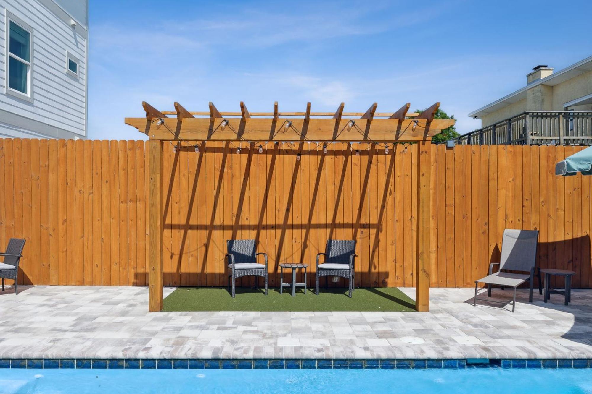 Grand Retreat I! 4br 5ba Sleeps 15! Private Pool! Luxury And Comfort Await! * Panama City Beach