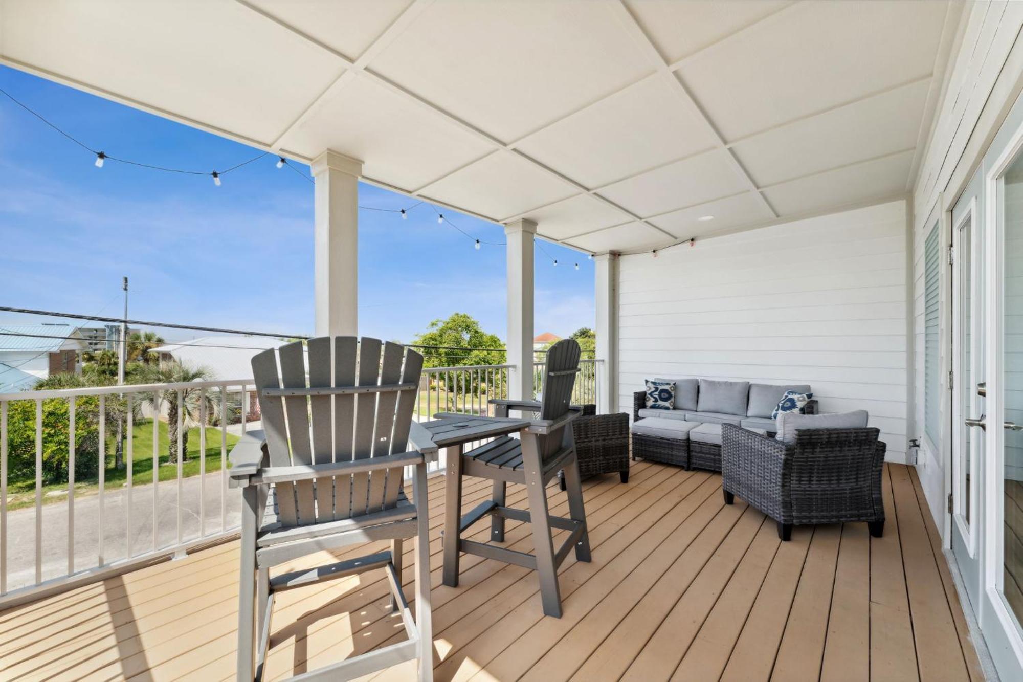 Grand Retreat I! 4br 5ba Sleeps 15! Private Pool! Luxury And Comfort Await! Holiday home