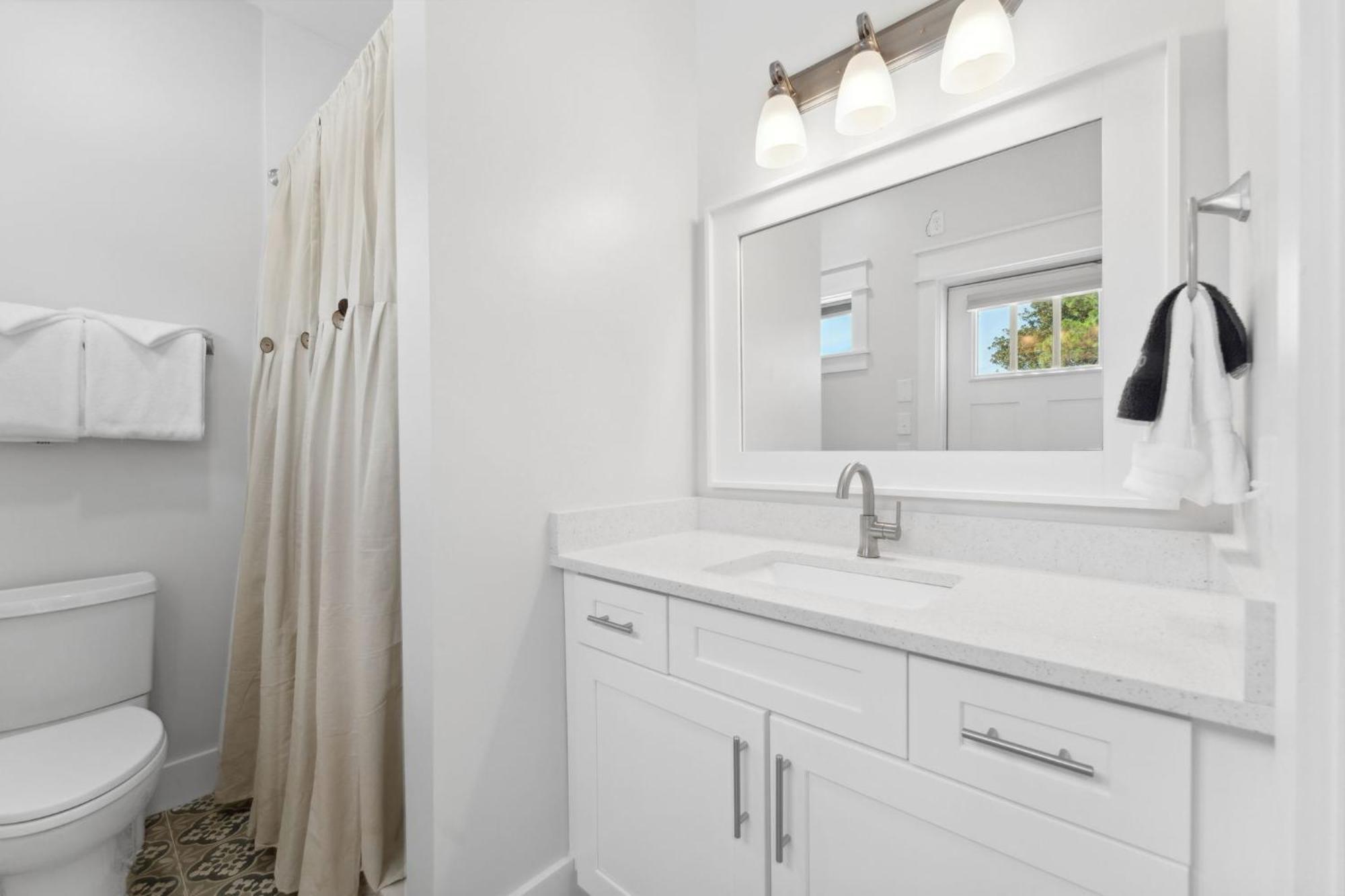 Grand Retreat I! 4br 5ba Sleeps 15! Private Pool! Luxury And Comfort Await! Holiday home Panama City Beach
