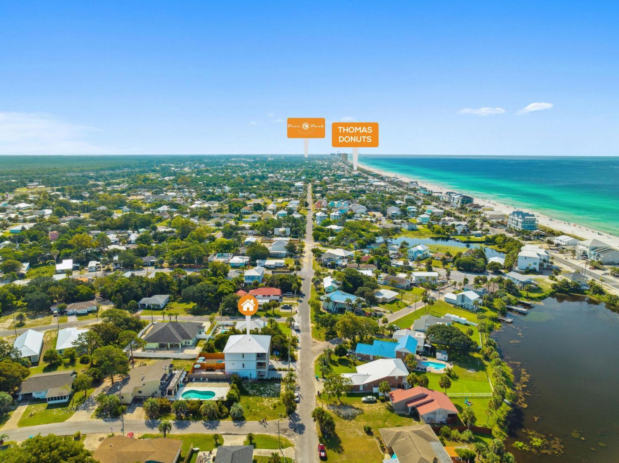 Grand Retreat I! 4br 5ba Sleeps 15! Private Pool! Luxury And Comfort Await! *